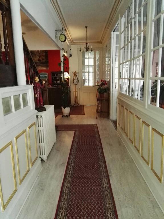 Hotel Nice Flore Виши Екстериор снимка