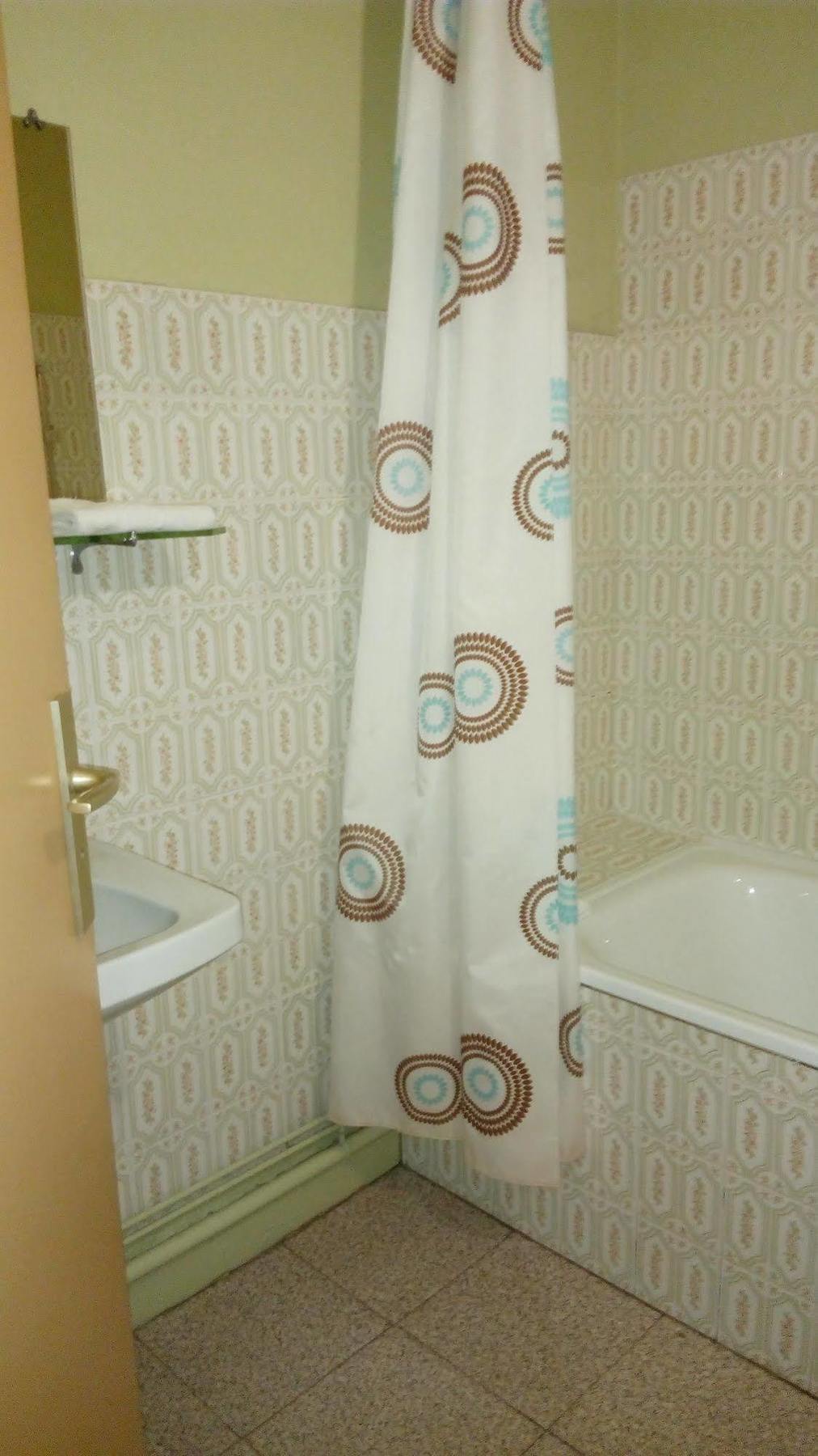 Hotel Nice Flore Виши Екстериор снимка