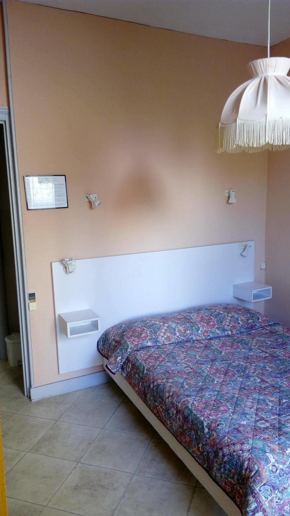 Hotel Nice Flore Виши Екстериор снимка
