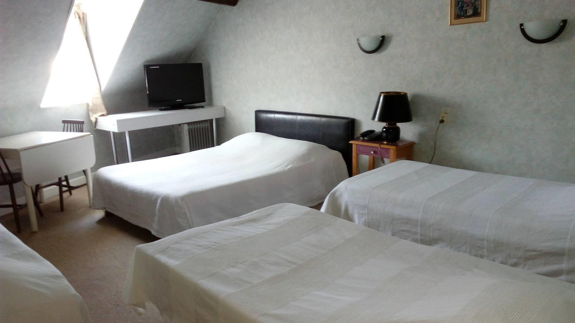 Hotel Nice Flore Виши Екстериор снимка