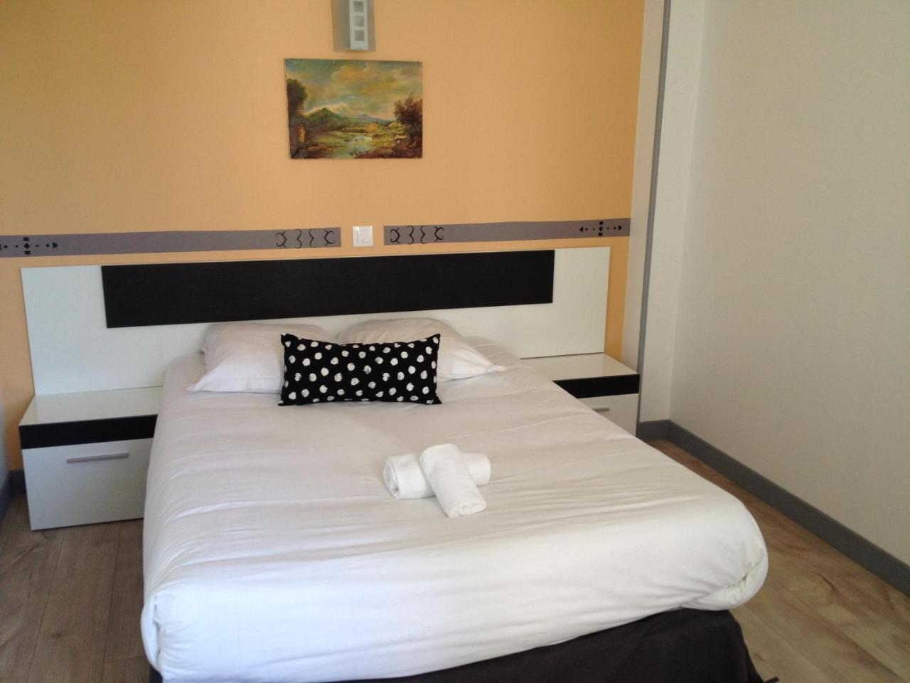 Hotel Nice Flore Виши Екстериор снимка